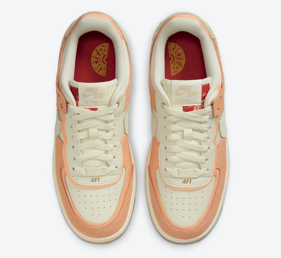 Les Nike Air Force 1 Shadow Femme sont disponibles dans une gamme de coloris variés pour s'adapter à tous les styles.