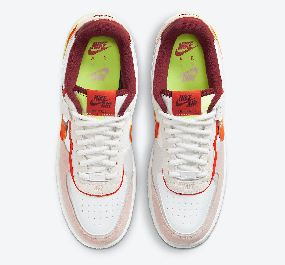 Les Nike Air Force 1 Shadow Femme sont disponibles dans une gamme de coloris variés pour s'adapter à tous les styles.