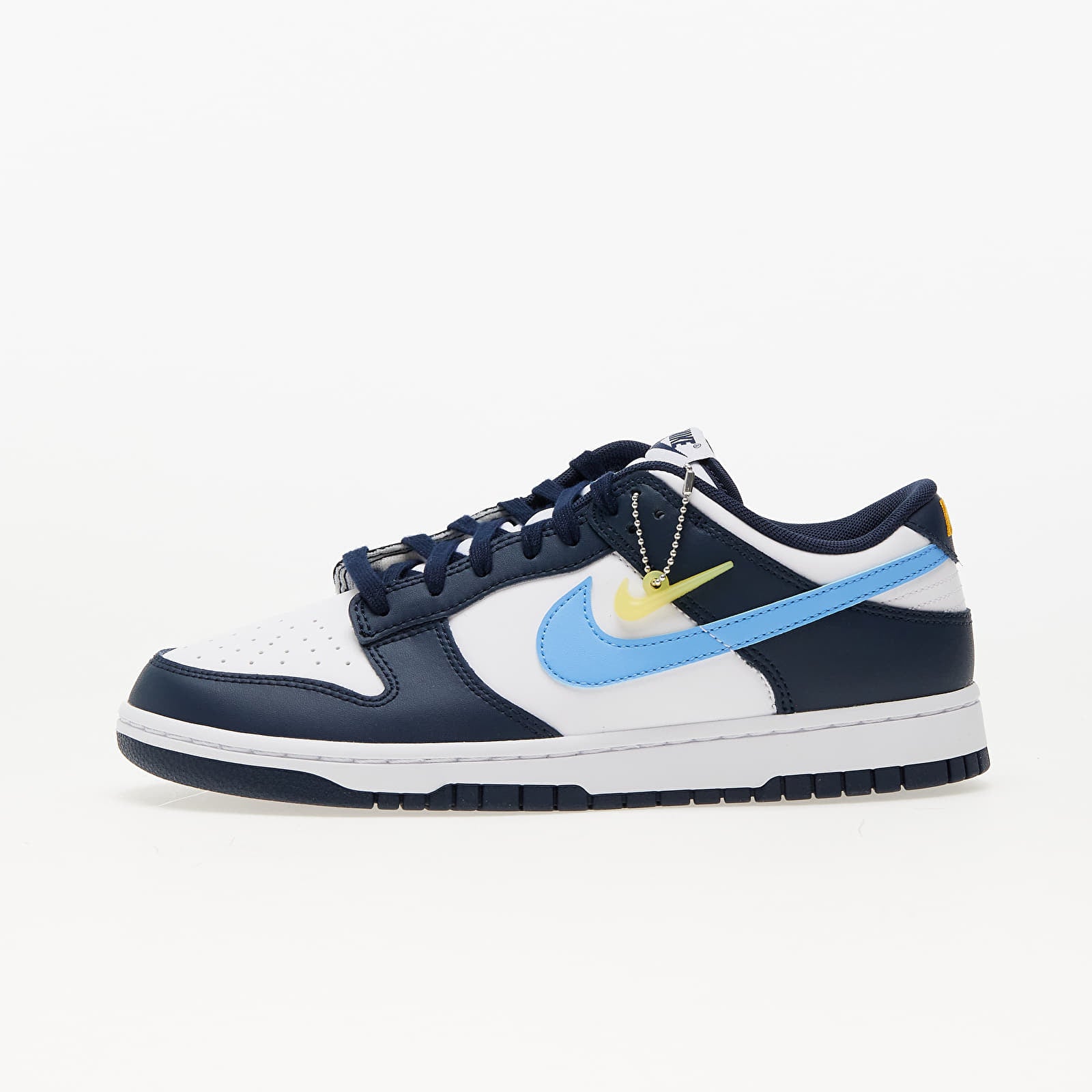 Les baskets Nike SB Dunk allient un style emblématique à un confort supérieur. Leur design légendaire et leurs matériaux de haute qualité. Pas cher.le moins cher .