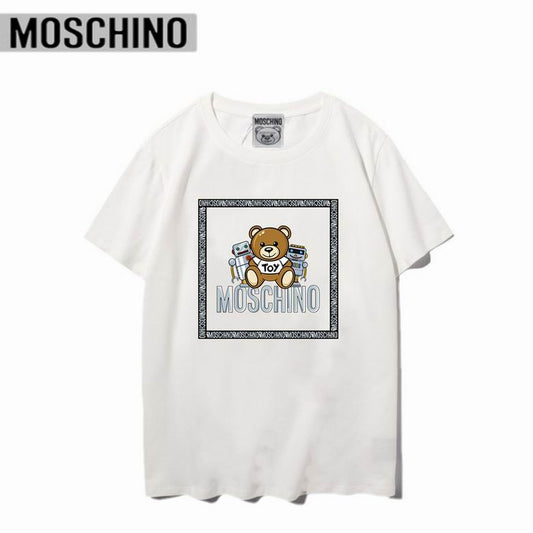T-shirts Moschino Femme offrent une élégance et un confort inégalés.