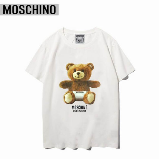 T-shirts Moschino Femme offrent une élégance et un confort inégalés.