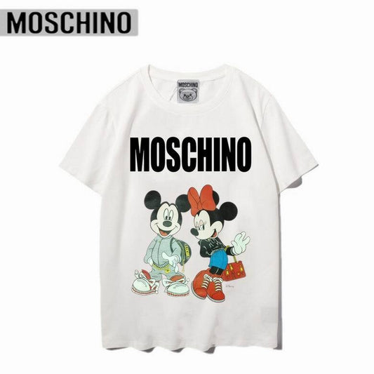 T-shirts Moschino Femme offrent une élégance et un confort inégalés.