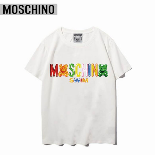 T-shirts Moschino Femme offrent une élégance et un confort inégalés.
