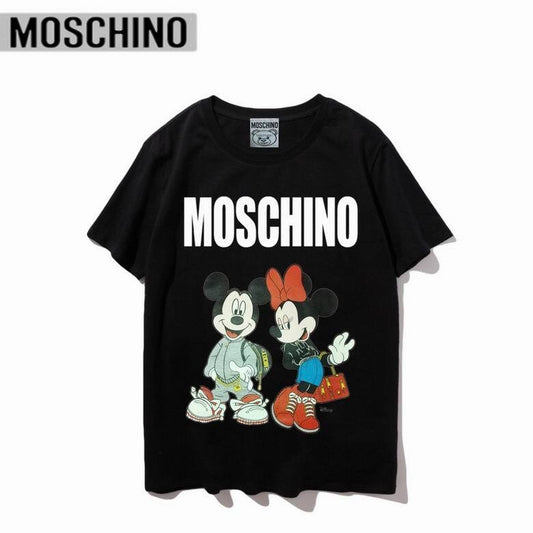 T-shirts Moschino Femme offrent une élégance et un confort inégalés.
