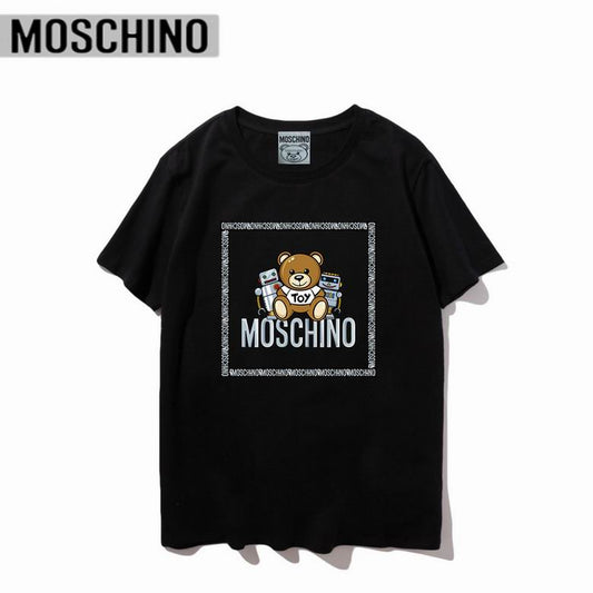 T-shirts Moschino Femme offrent une élégance et un confort inégalés.