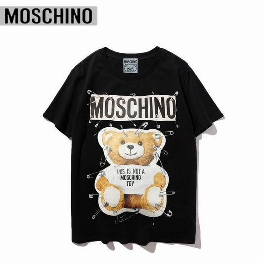 T-shirts Moschino Femme offrent une élégance et un confort inégalés.