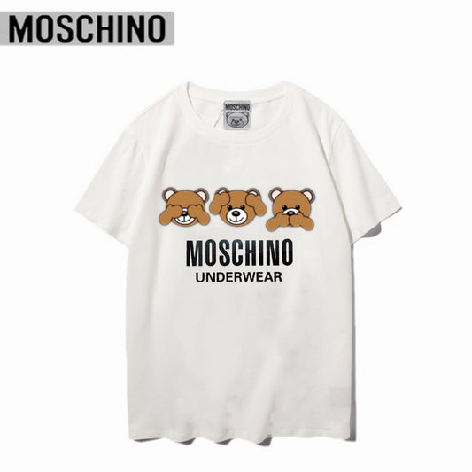 T-shirts Moschino Femme offrent une élégance et un confort inégalés.