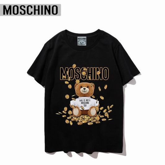 T-shirts Moschino Femme offrent une élégance et un confort inégalés.