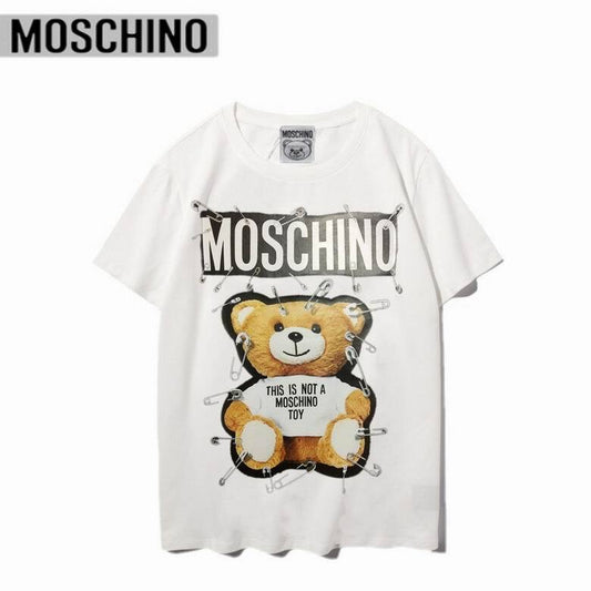 T-shirts Moschino Femme offrent une élégance et un confort inégalés.