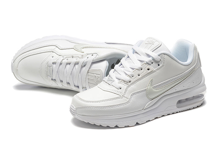 Avec les Nike Air Max LTD 3, la marque continue de repousser les limites, offrant des sneakers qui combinent confort, style et durabilité.