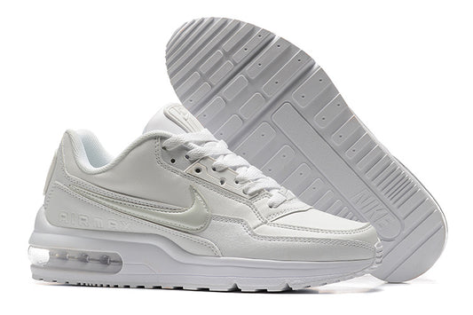 Avec les Nike Air Max LTD 3, la marque continue de repousser les limites, offrant des sneakers qui combinent confort, style et durabilité.