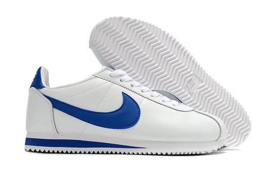Résultats de l'évolution emblématique de la ligne Nike, les baskets Nike Cortez Femme sont un témoignage de l'engagement de Nike à combiner style et innovation.