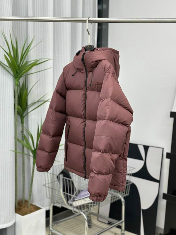 Les doudounes The North Face protection optimale contre le froid. Leur design moderne et leurs matériaux de haute qualité. Pas cher le moins cher.