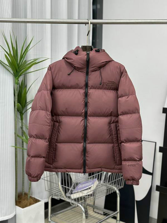 Les doudounes The North Face protection optimale contre le froid. Leur design moderne et leurs matériaux de haute qualité. Pas cher le moins cher.