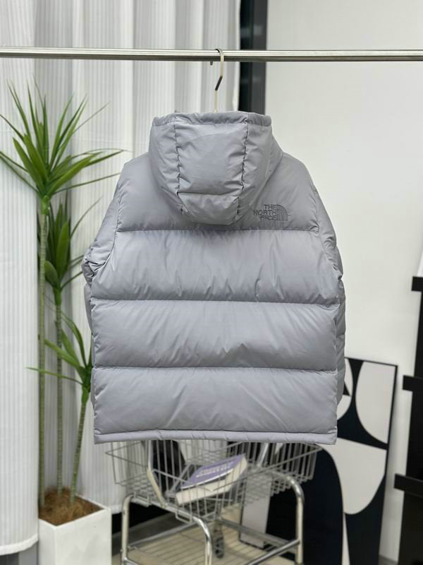 Les doudounes The North Face protection optimale contre le froid. Leur design moderne et leurs matériaux de haute qualité. Pas cher le moins cher.