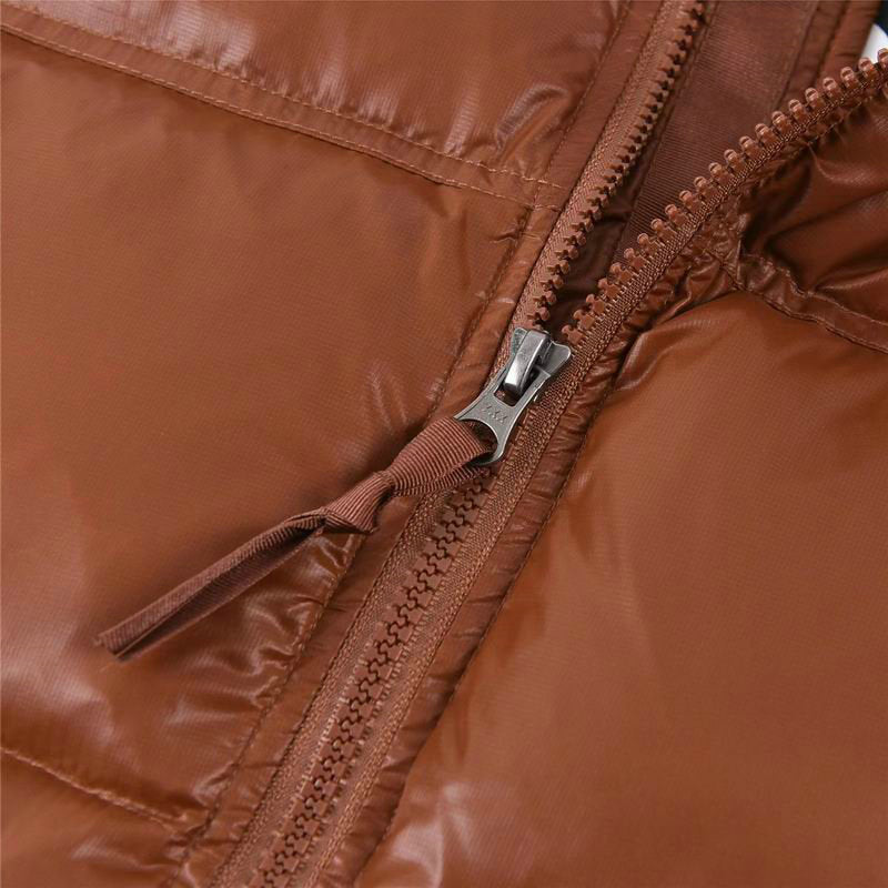 Les doudounes The North Face protection optimale contre le froid. Leur design moderne et leurs matériaux de haute qualité. Pas cher le moins cher.