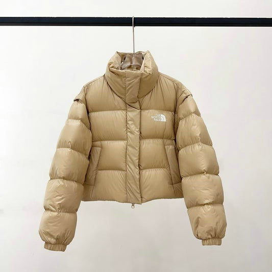 Les doudounes The North Face protection optimale contre le froid. Leur design moderne et leurs matériaux de haute qualité. Pas cher le moins cher.