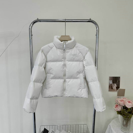 Les doudounes The North Face protection optimale contre le froid. Leur design moderne et leurs matériaux de haute qualité. Pas cher le moins cher.