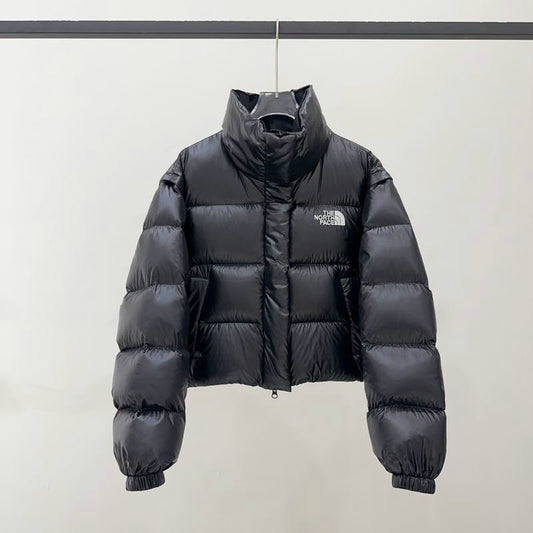 Les doudounes The North Face protection optimale contre le froid. Leur design moderne et leurs matériaux de haute qualité. Pas cher le moins cher.
