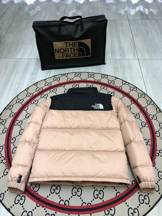 Les doudounes The North Face protection optimale contre le froid. Leur design moderne et leurs matériaux de haute qualité. Pas cher le moins cher.