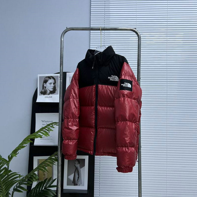 Les doudounes The North Face protection optimale contre le froid. Leur design moderne et leurs matériaux de haute qualité. Pas cher le moins cher.