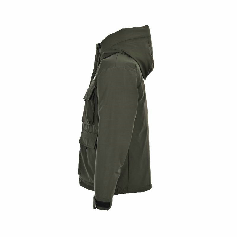 Les doudounes The North Face protection optimale contre le froid. Leur design moderne et leurs matériaux de haute qualité. Pas cher le moins cher.