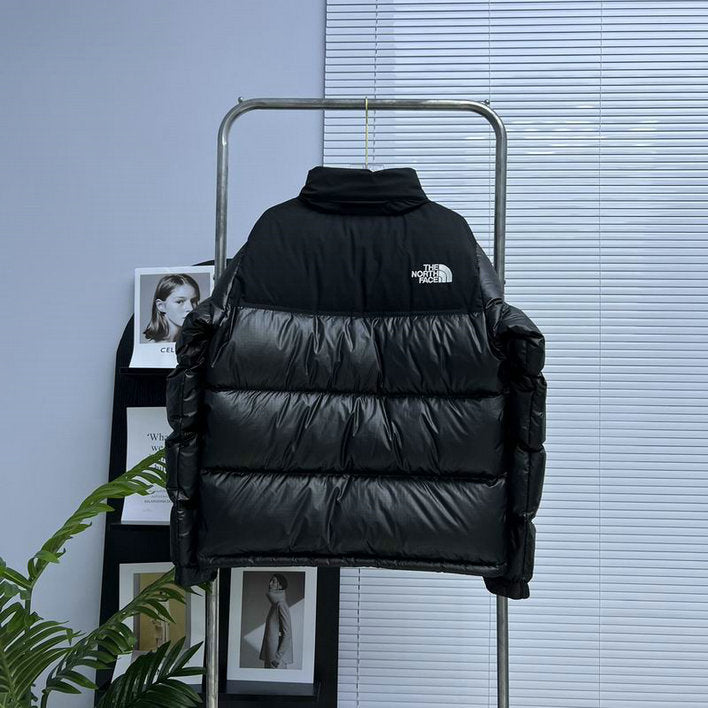 Les doudounes The North Face protection optimale contre le froid. Leur design moderne et leurs matériaux de haute qualité. Pas cher le moins cher.