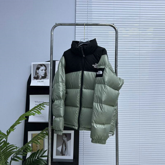 Les doudounes The North Face protection optimale contre le froid. Leur design moderne et leurs matériaux de haute qualité. Pas cher le moins cher.