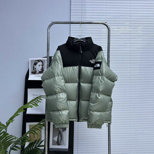 Les doudounes The North Face protection optimale contre le froid. Leur design moderne et leurs matériaux de haute qualité. Pas cher le moins cher.