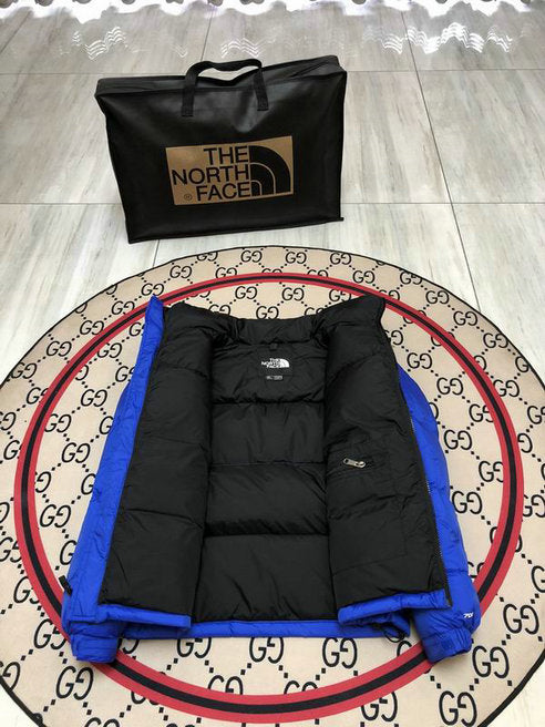 Les doudounes The North Face protection optimale contre le froid. Leur design moderne et leurs matériaux de haute qualité. Pas cher le moins cher.