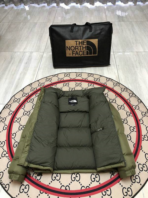 Les doudounes The North Face protection optimale contre le froid. Leur design moderne et leurs matériaux de haute qualité. Pas cher le moins cher.