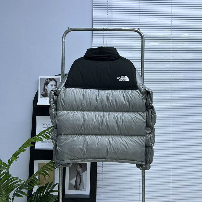 Les doudounes The North Face protection optimale contre le froid. Leur design moderne et leurs matériaux de haute qualité. Pas cher le moins cher.