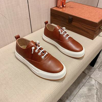 Les baskets sneakers Prada incarnent un style emblématique et un luxe italien.

 leur design élégant.pas cher,le moins cher.