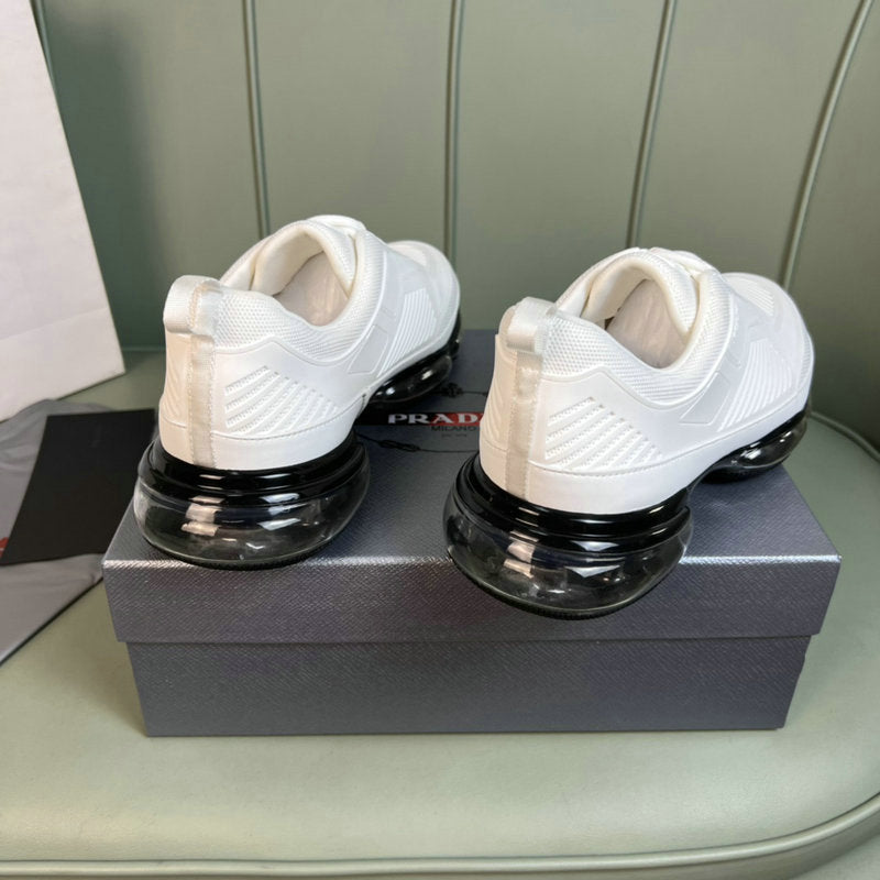 Les baskets sneakers Prada incarnent un style emblématique et un luxe italien.

 leur design élégant.pas cher,le moins cher.