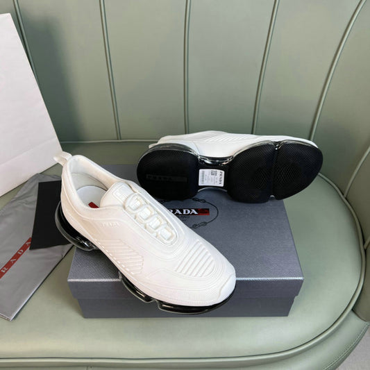 Les baskets sneakers Prada incarnent un style emblématique et un luxe italien.

 leur design élégant.pas cher,le moins cher.