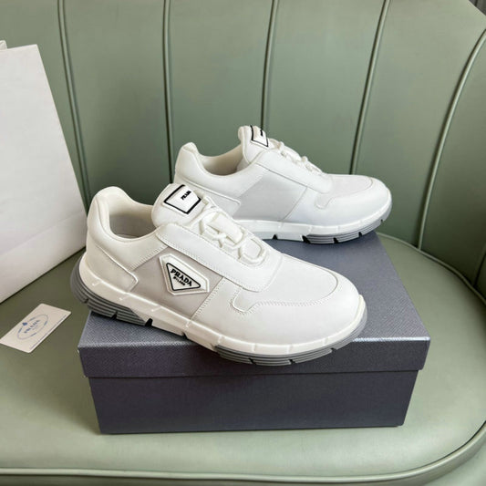 Les baskets sneakers Prada incarnent un style emblématique et un luxe italien.

 leur design élégant.pas cher,le moins cher.