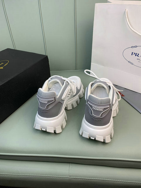 Les baskets sneakers Prada incarnent un style emblématique et un luxe italien.

 leur design élégant.pas cher,le moins cher.