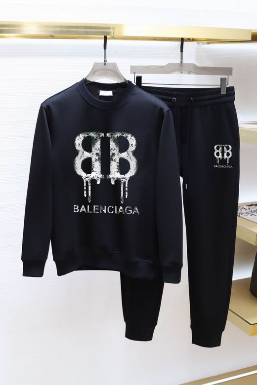 Les ensembles survêtement Balenciaga allient performance et style. Leur design avant-gardiste et leur qualité supérieure. Pas cher. Le moins cher.