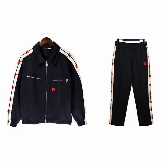 Les ensembles survêtement Palm Angels allient performance et style avec une touche urbaine unique.