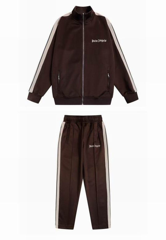 Les ensembles survêtement Palm Angels allient performance et style avec une touche urbaine unique. Pas cher. Le moins cher.