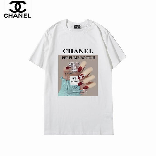 les T-shirts Chanel Femme offrent une élégance et un confort inégalés.
