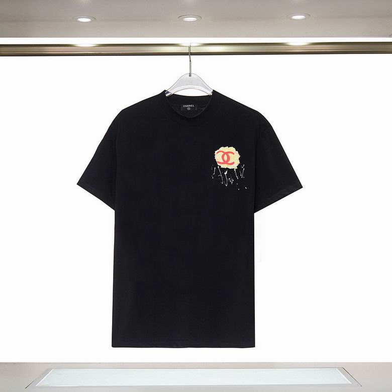 les T-shirts Chanel Femme offrent une élégance et un confort inégalés.