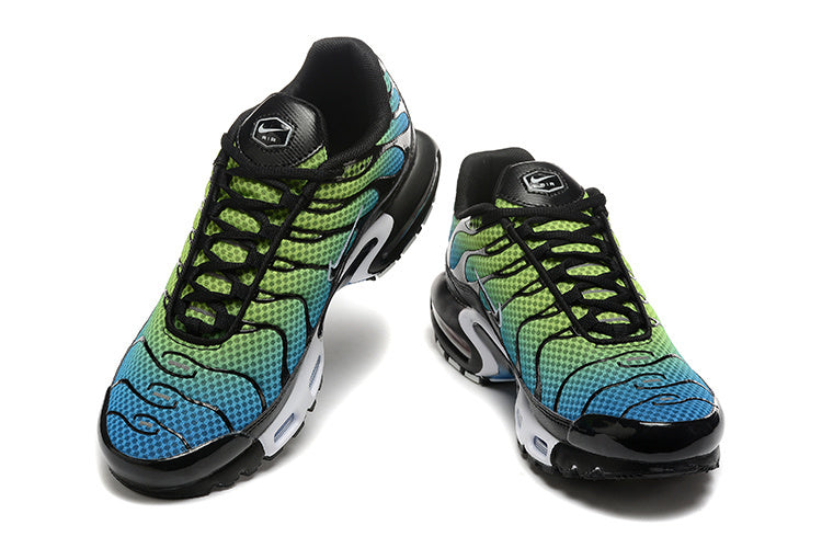 Les  Baskets Nike Air Max Tn incarnent un style emblématique et une performance supérieure. Pas cher. Le moin cher.