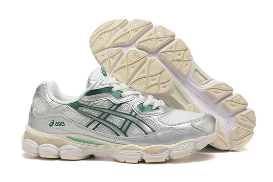 Les baskets Asics offrent une combinaison parfaite de style et de performance. Leur design élégant et leurs technologies de pointe les rendent idéales pour les couleur.