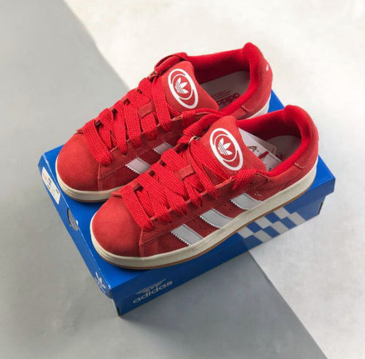Les baskets Adidas Campus allient un style intemporel à un confort supérieur.
 design classique, pas cher. Le moins cher.