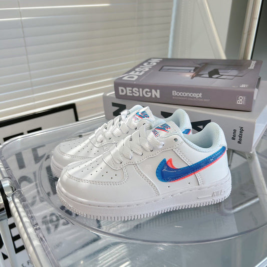 Les baskets pour enfants disponibles sur Yourstyles.fr sont conçues pour accompagner les plus jeunes dans toutes leurs activités,