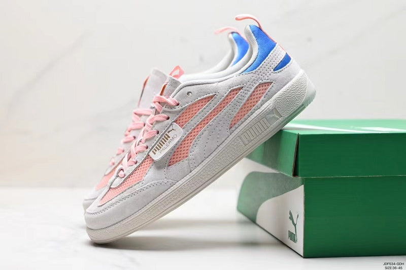 Les baskets Puma allient style et performance de manière exceptionnelle.Leur design innovant et leurs technologies avancées en font un choix idéal pour les sportifs et les amateurs de mode.