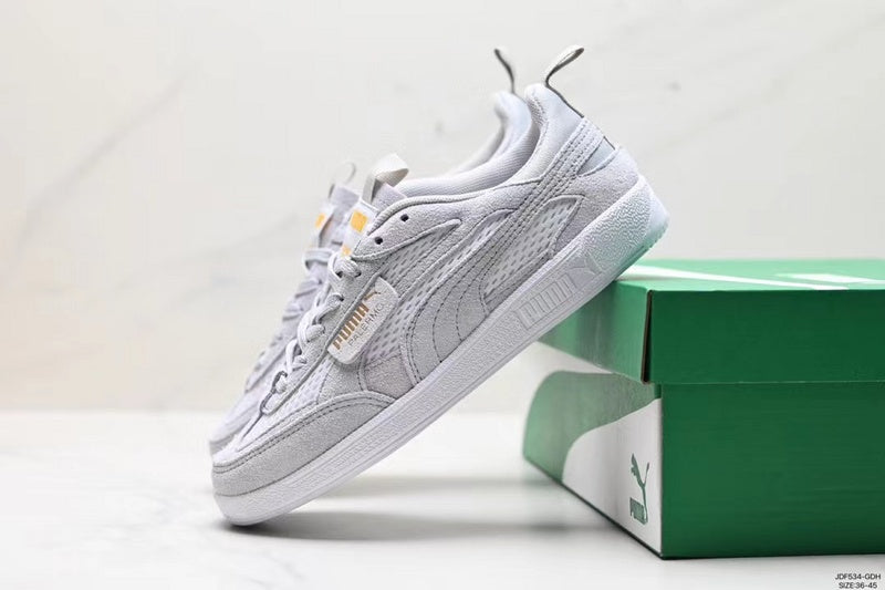 Les baskets Puma allient style et performance de manière exceptionnelle.Leur design innovant et leurs technologies avancées en font un choix idéal pour les sportifs et les amateurs de mode.