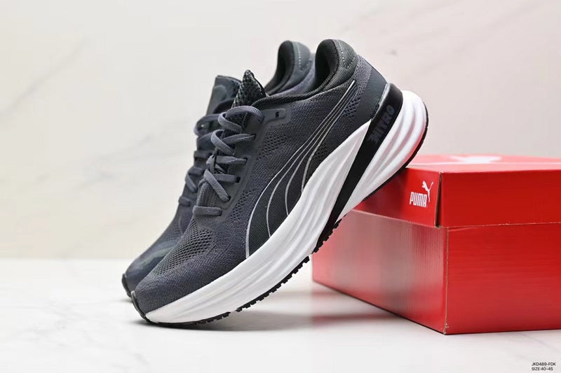 Les baskets Puma allient style exceptionnelle.Leur design exceptionnel indémodable innovant et leurs technologies pas cher.  le moins cher 
