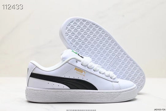 Les baskets Puma Femme se distinguent par leur style audacieux et moderne, alliant des éléments sportifs et urbains. Inspirées des tendances actuelles 